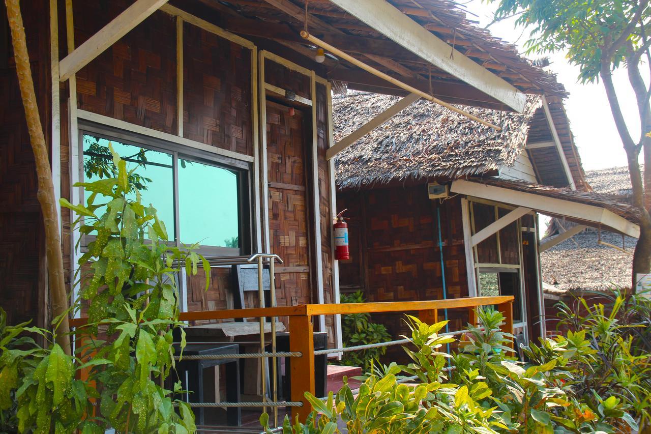 Hill Top Resort Ngwesaung Exterior photo